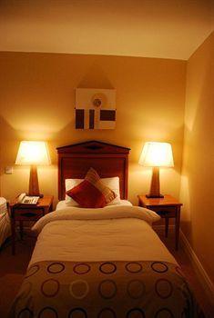Davitts 3* Kenmare
